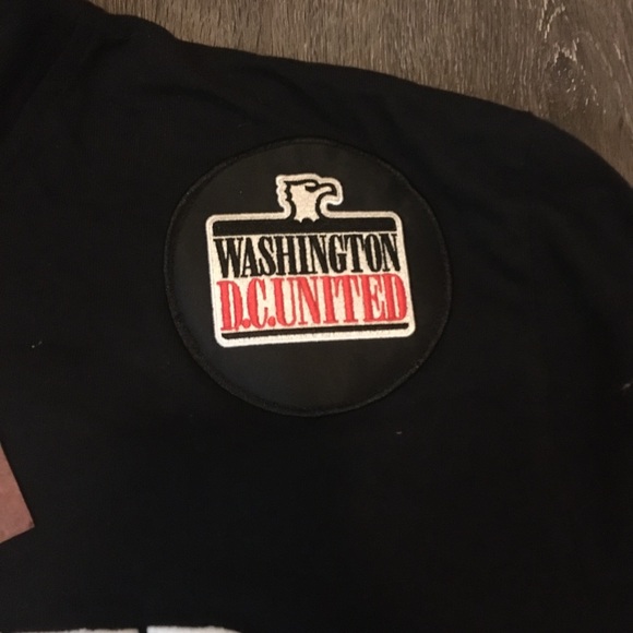 DC United MLS Mitchell & Ness Short Sleeve Split Hoodie NWT Men's Small MSRP $65 - Picture 4 of 8